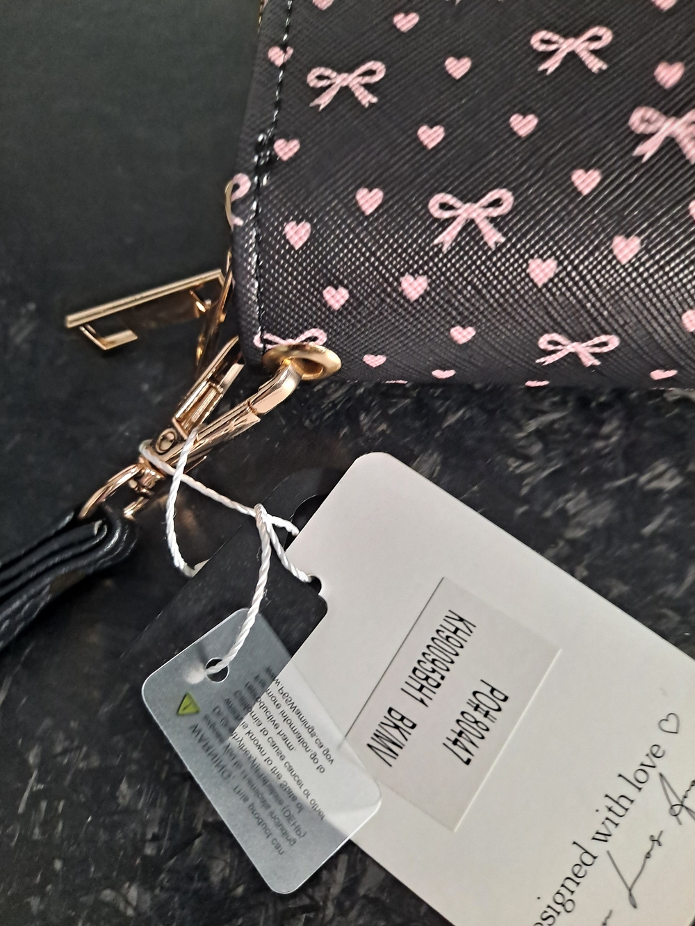Black and Pink Bow & Heart Print Wristlet Wallet. (NWT) - Picture 15 of 15